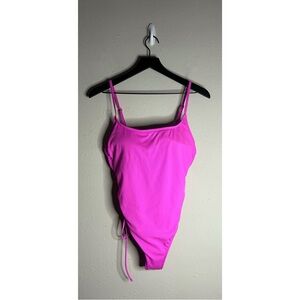 Shade & Shore Ribbed High-Leg One Piece Swimsuit Size M